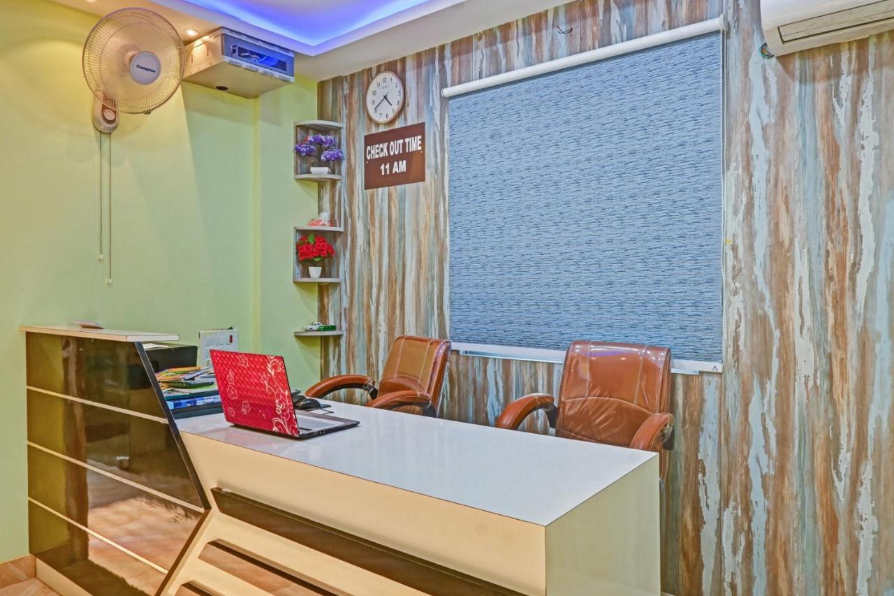 Oyo Tulsi Angan Hotel Danapur Exterior foto